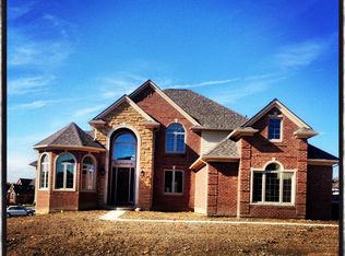 742 Passive, Rochester Hills, MI 48306