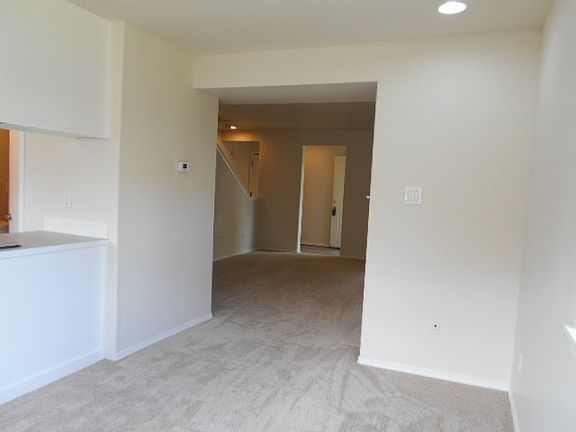 4th image of 10912 62nd St E