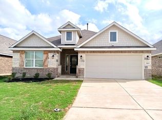 5813 Musquiz Rdg, Seguin, TX 78155