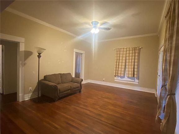 5th image of 600 NE 2nd St