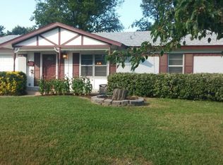 1002 Crane Dr, Euless, TX 76039
