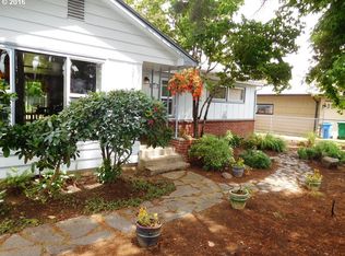 1071 Cal Young Rd, Eugene, OR 97401