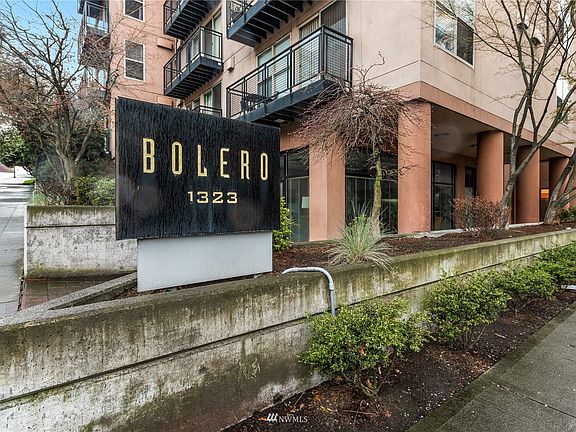 5th image of 1323 Boren Ave APT 603