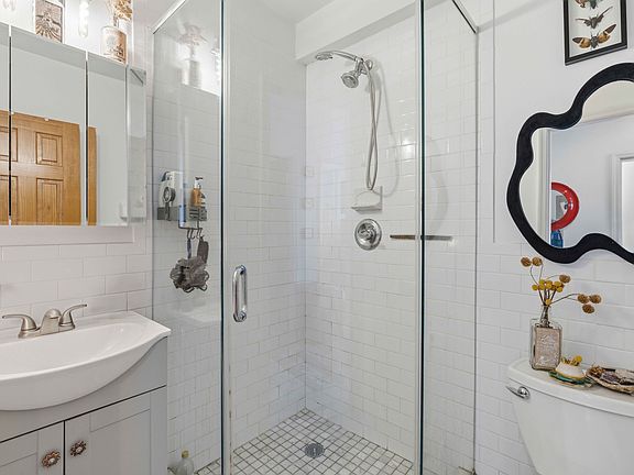 5th image of 50 Horatio St APT 5