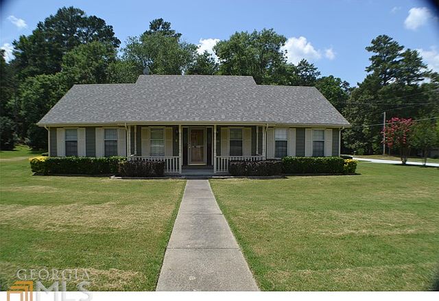 1st image of 1906 Courtney Lake Dr SW