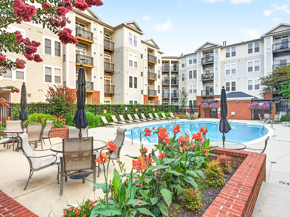 2655 Prosperity Ave #311