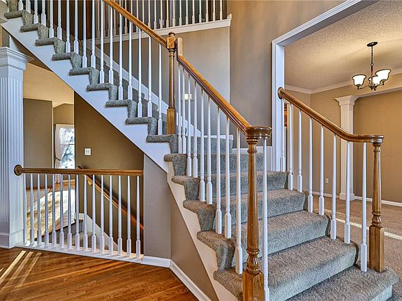 3rd image of 4615 NW 86th Pl