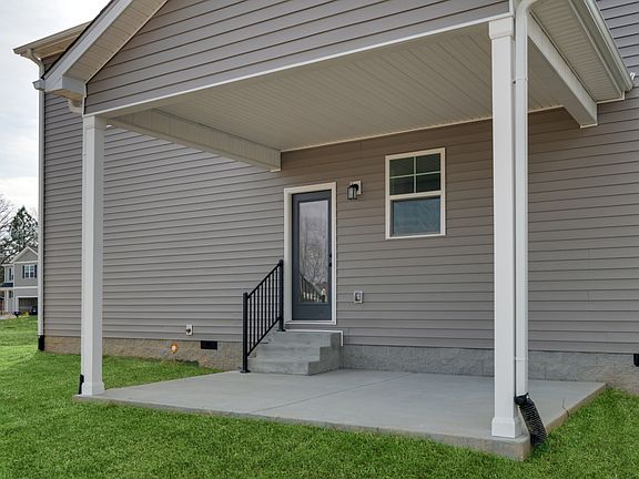 4th image of 220 Reece Rd