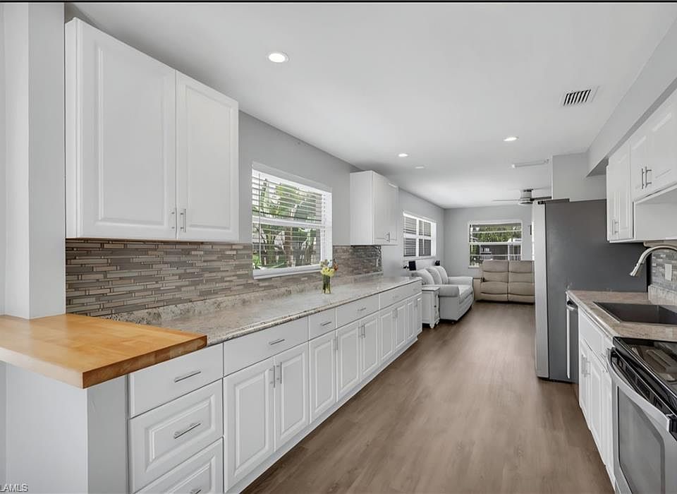 1st image of 862 95th AVE N