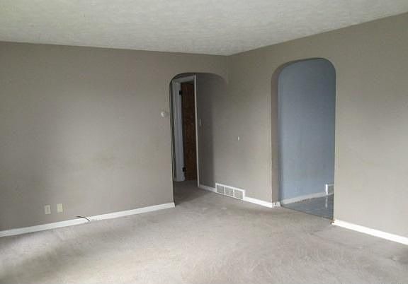 4th image of 133 Walker Ave S