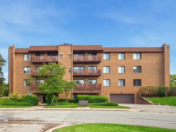 1655 Lake Cook Rd APT 343, Highland Park, IL 60035