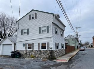 26 W Carpenter Ave, Myerstown, PA 17067