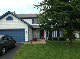 5 Copper Ct, Bolingbrook, IL 60440