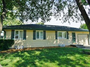 5540 Limestone Rd N, Lincoln, NE 68512