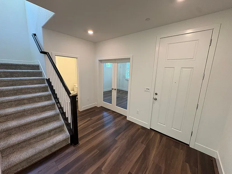 284 Bear Creek Dr — Photo 5