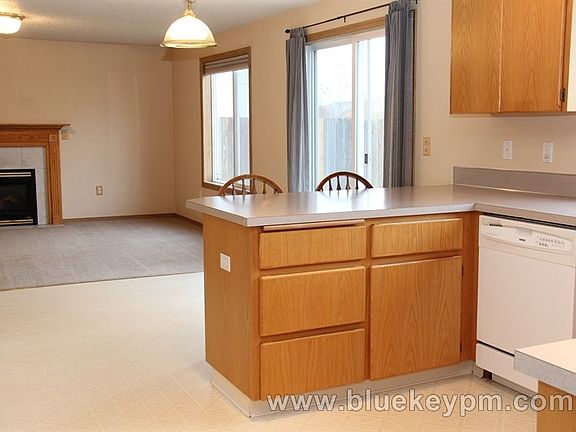 3rd image of 13008 NE 53rd St