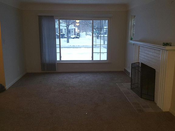 5th image of 21101 Huntington Ave