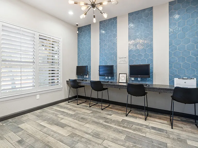 Sonterra Apartment Homes — Photo 24