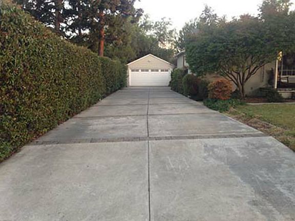 2nd image of 2160 Jewell Dr
