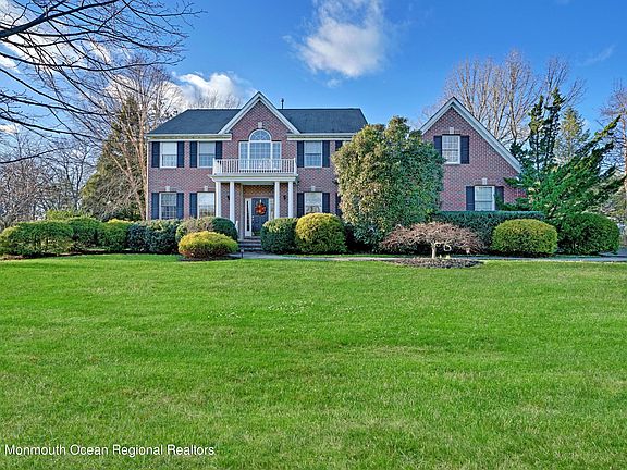 4th image of 2056 Basswood Ct