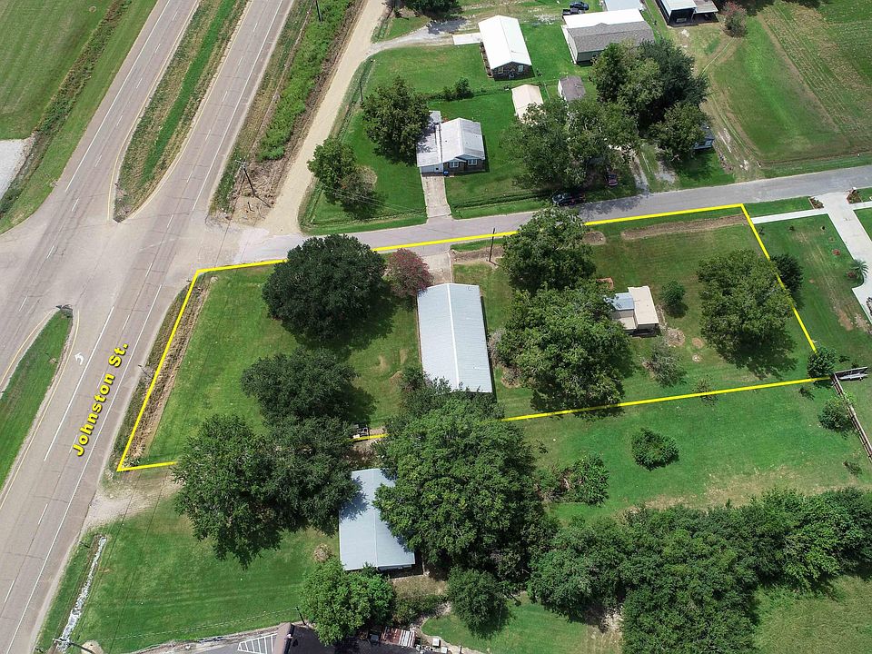 2nd image of 102 W Teljean Rd #0