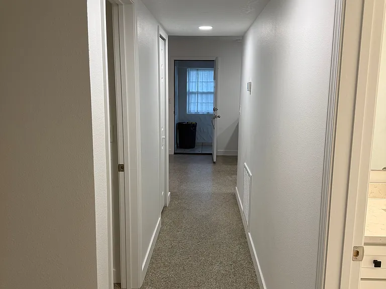 182 W Lakeview Ave — Photo 15