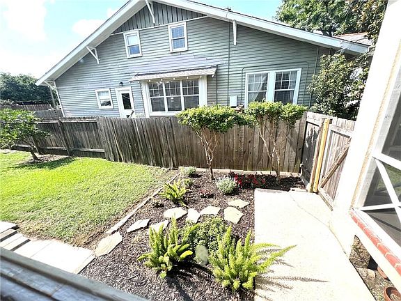 5th image of 6156 Catina St