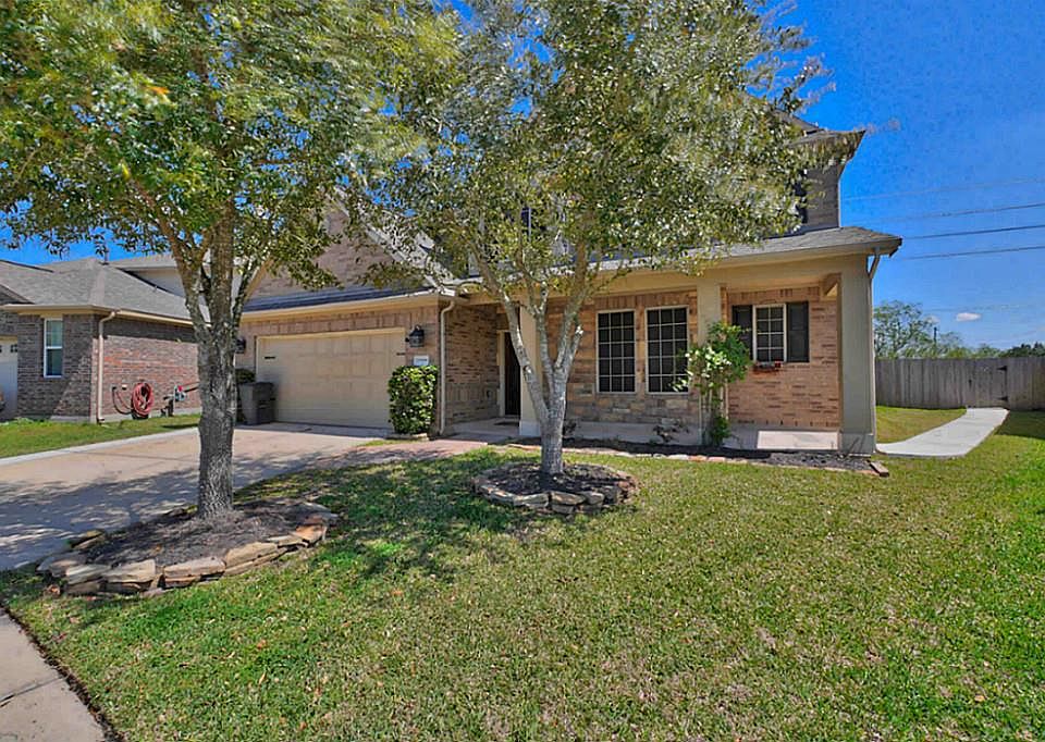 1st image of 29900 Spring Creek Ln