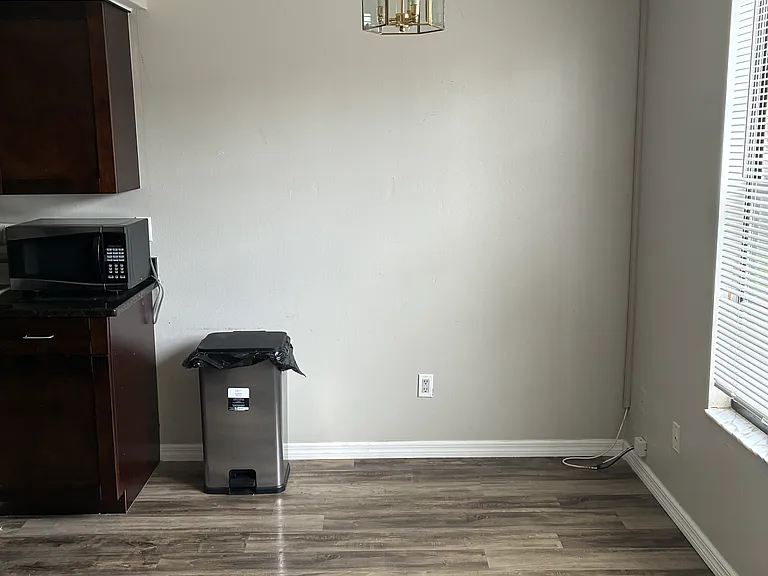 16642 Brigadoon Dr — Photo 2