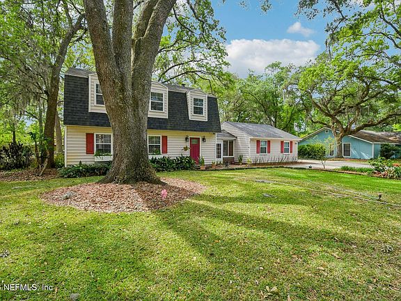 5th image of 2810 MANDARIN MEADOWS Drive N