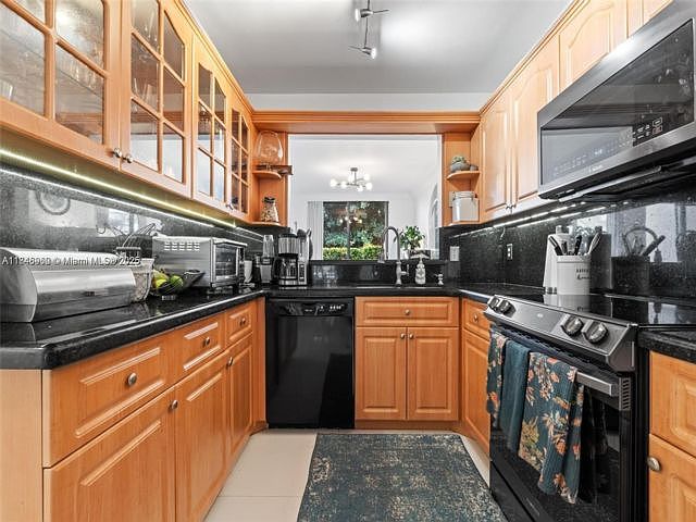2nd image of 9809 Costa Del Sol Blvd