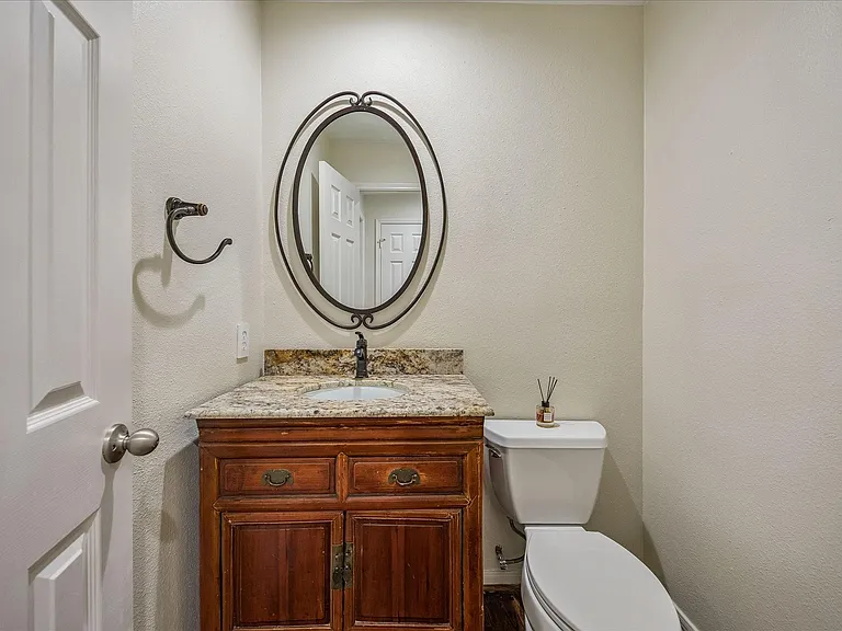 4119 Amherst St — Photo 23