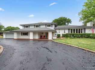 22W390 Broker Rd, Medinah, IL 60157