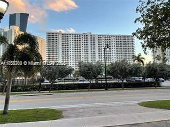 210 174th St APT 1506, Sunny Isles Beach, FL 33160