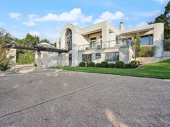 4th image of 16009 Fontaine Ave