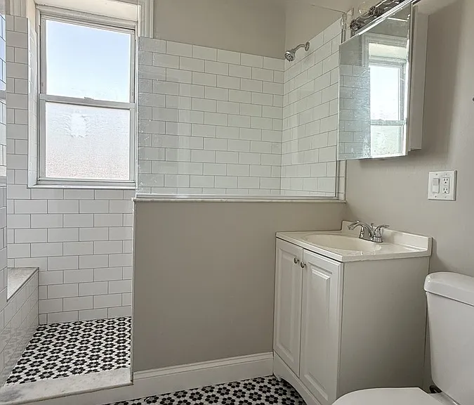 3732 N Wayne Ave #3 — Photo 6