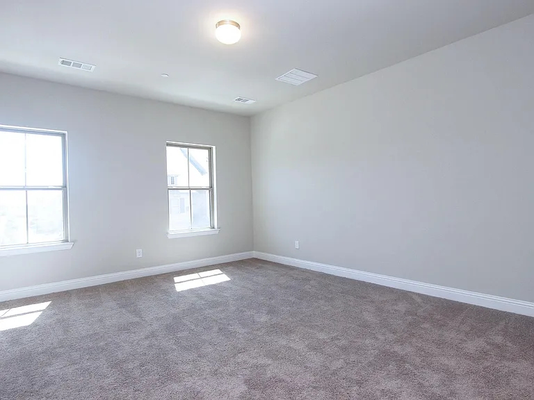 4255 Shavano Dr — Photo 15