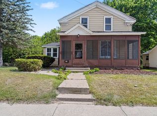 553 Ely St, Allegan, MI 49010