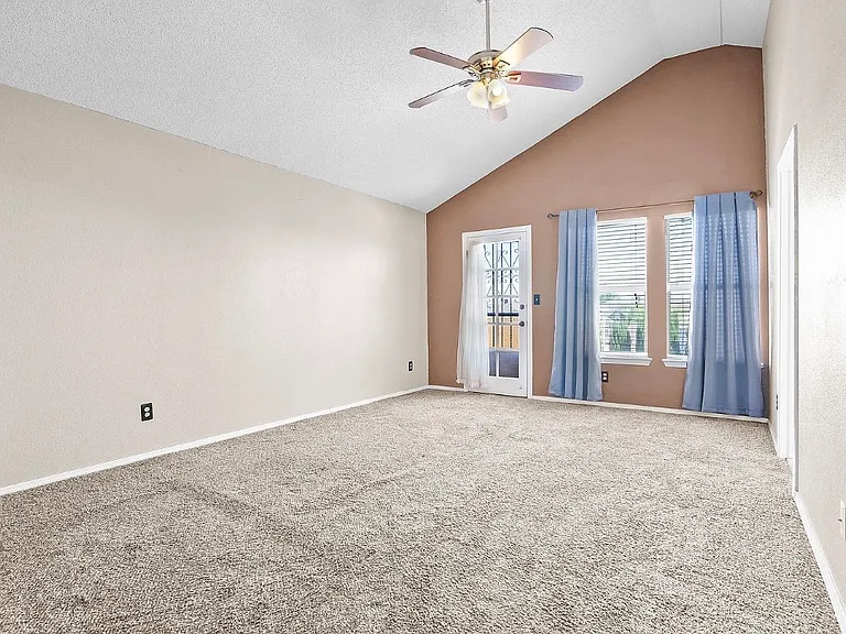 12517 Sun Spirit Dr — Photo 29