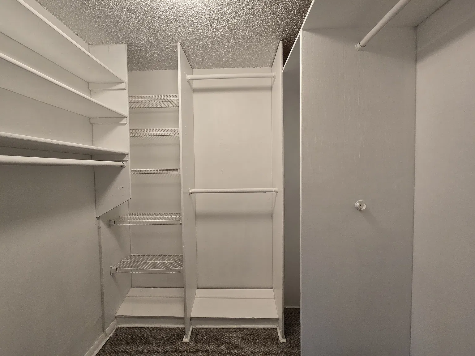 7321 SW 26th Ct — Photo 4