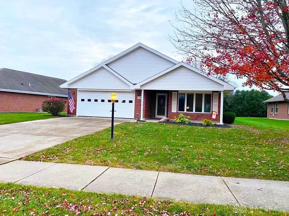 921 Calmer Ernst Blvd, Brookville, OH 45309