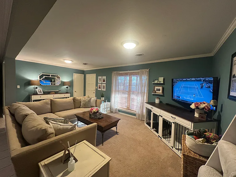 3014 S Lamar Blvd — Photo 11