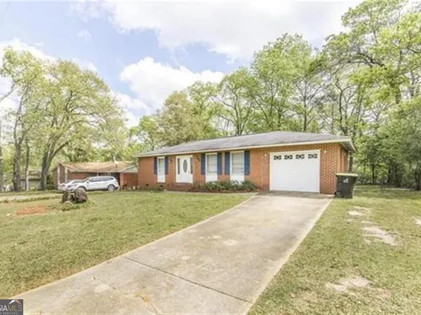 104 Oakdale Dr, Warner Robins, GA 31088