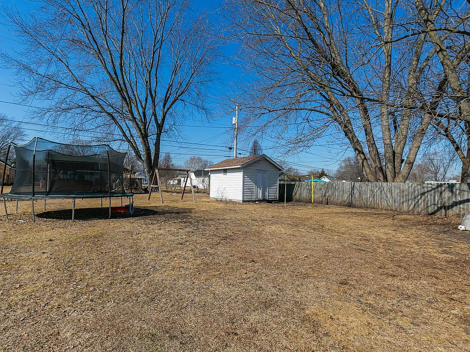 2nd image of 313 5th St