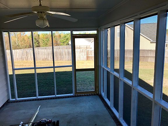 Screened in Patio