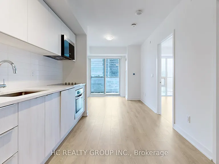 2031 Kennedy Rd #920 — Photo 8