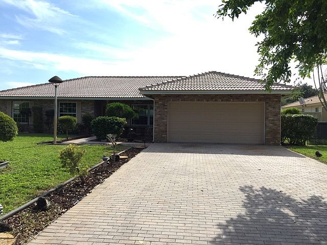 1st image of 673 NW 100th Way