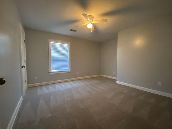 3rd image of 6085 Village West Ln