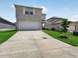 5910 Frisbee Path, Converse, TX 78109