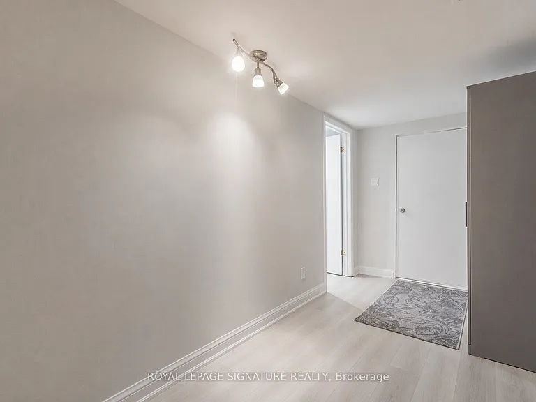 14 Canerouth Dr — Photo 28